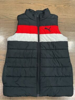 PUMA Boys Puffer Vest Size M (10/12) Like New